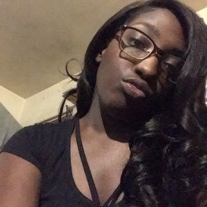 Meet your Posher, Kierra